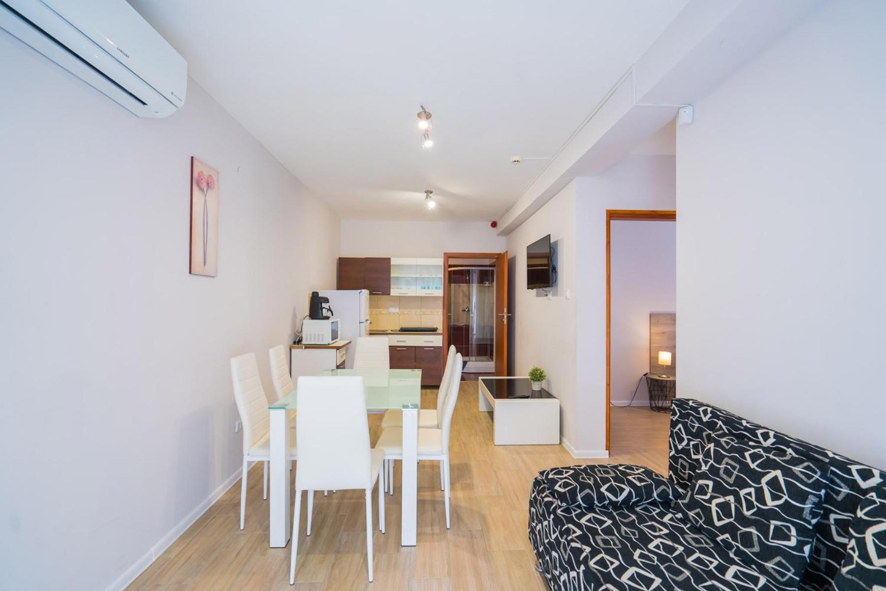 Riviera Apartmanhaz Siófok Exterior foto